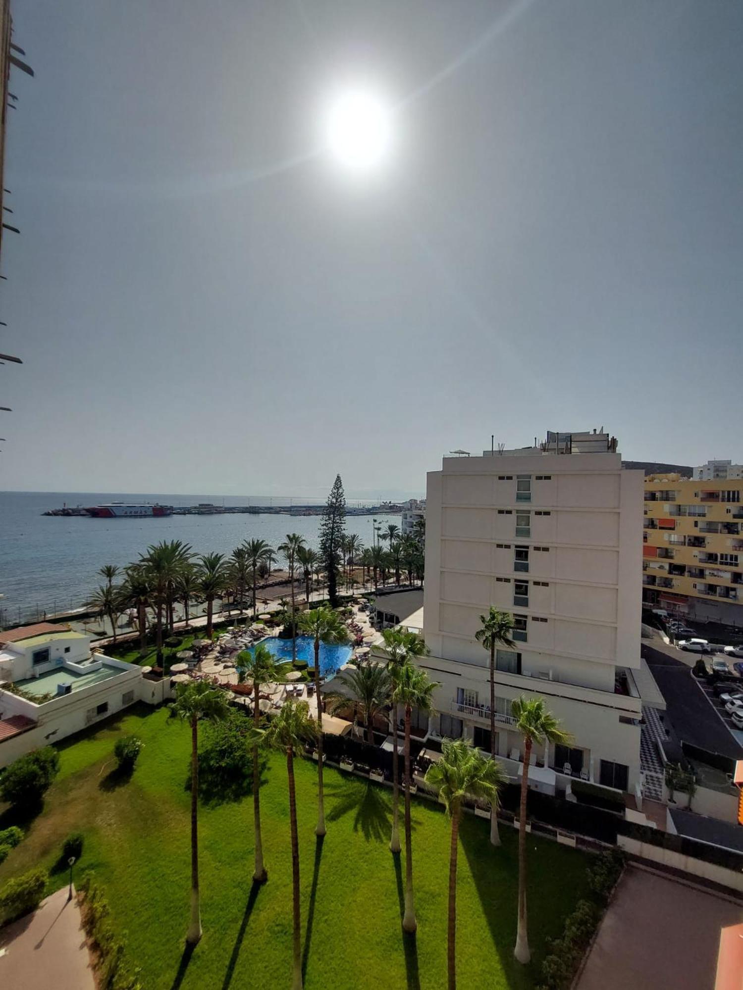 Comodoro- Ravel Los Cristianos  Eksteriør billede